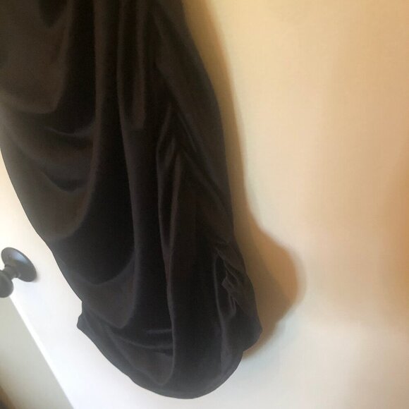 NWT Pretty LIttle Thing one shoulder ruched black dress sz 10 - Picture 8 of 9